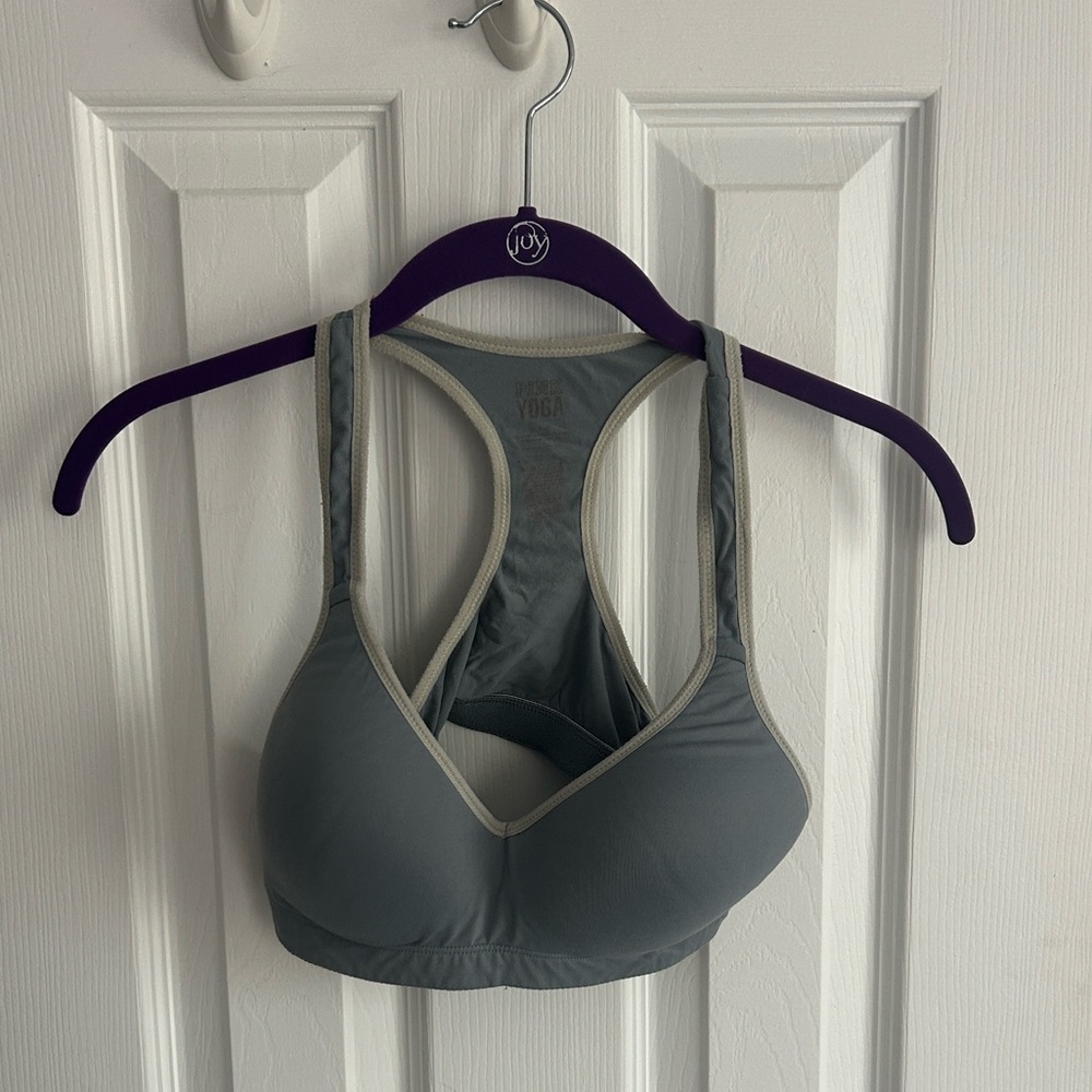 Love PINK Victoria’s Secret Yoga Gray Sports Bra Size SP Small Petite